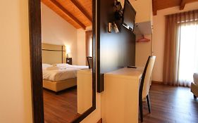 Thai Orchidee Restaurant&Rooms